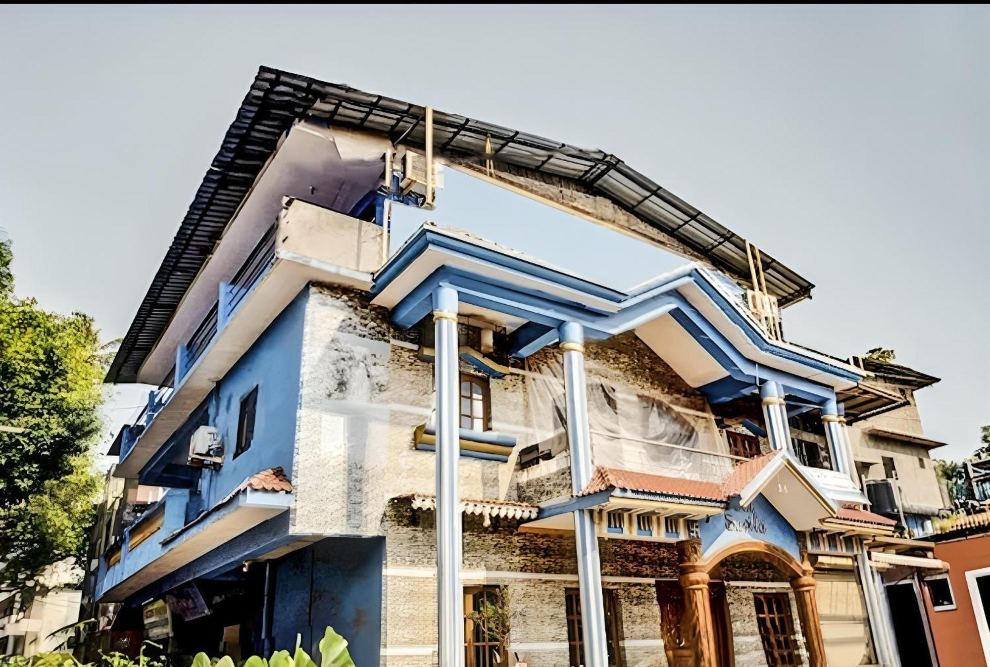Hotel Savita Calangute Esterno foto