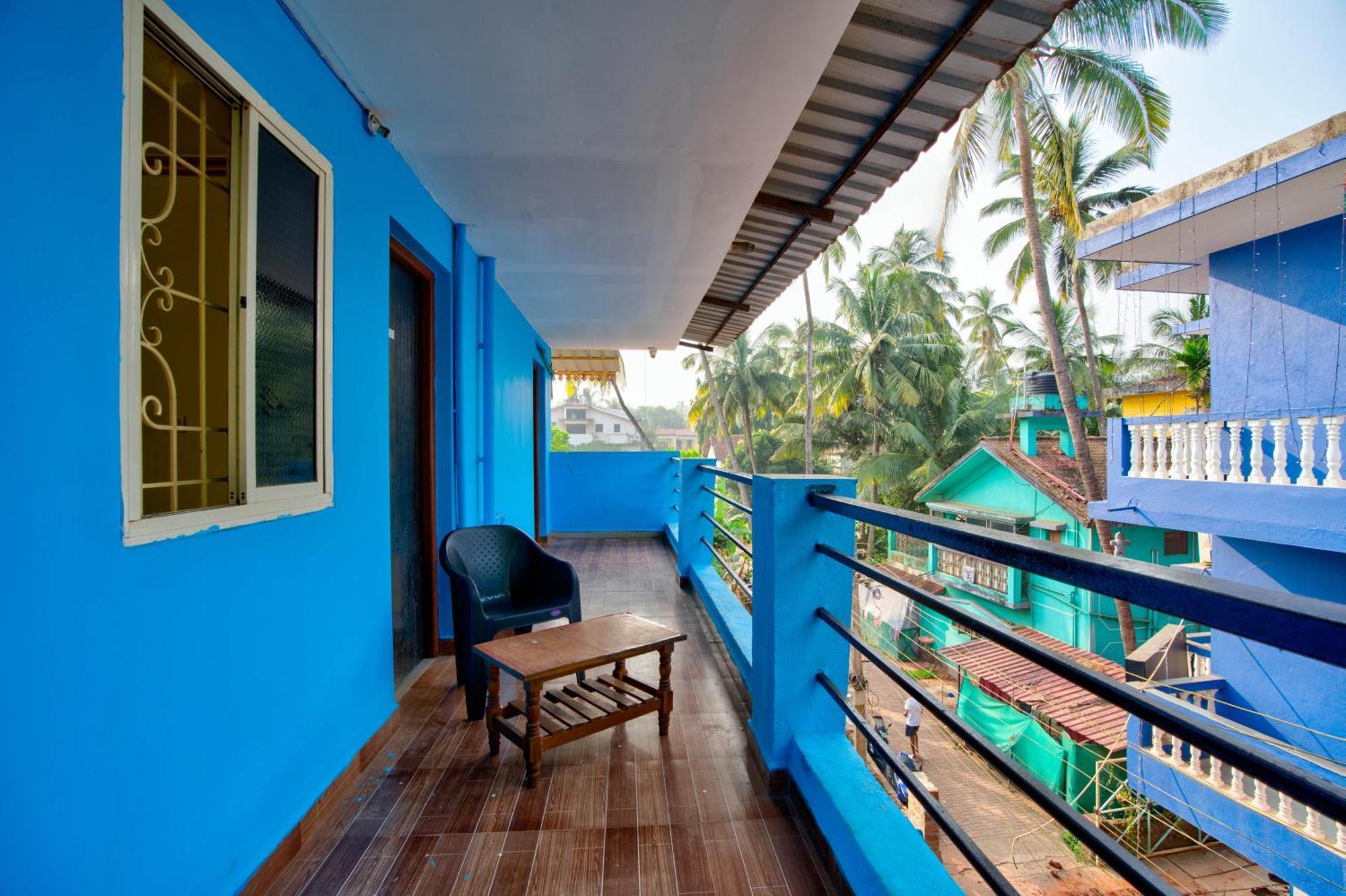 Hotel Savita Calangute Esterno foto